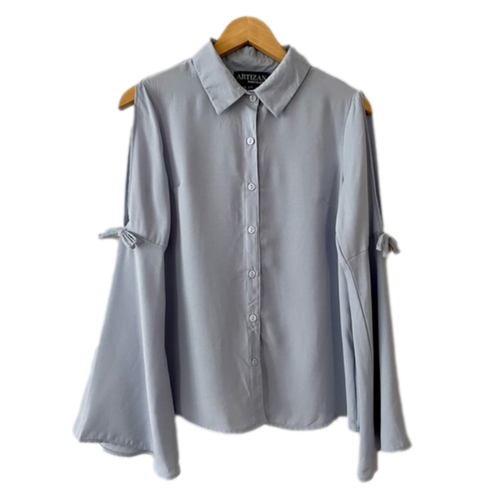 NEW Artizan Robin Barre Blue Button Up Blouse Bell Sleeve (bin 1F)